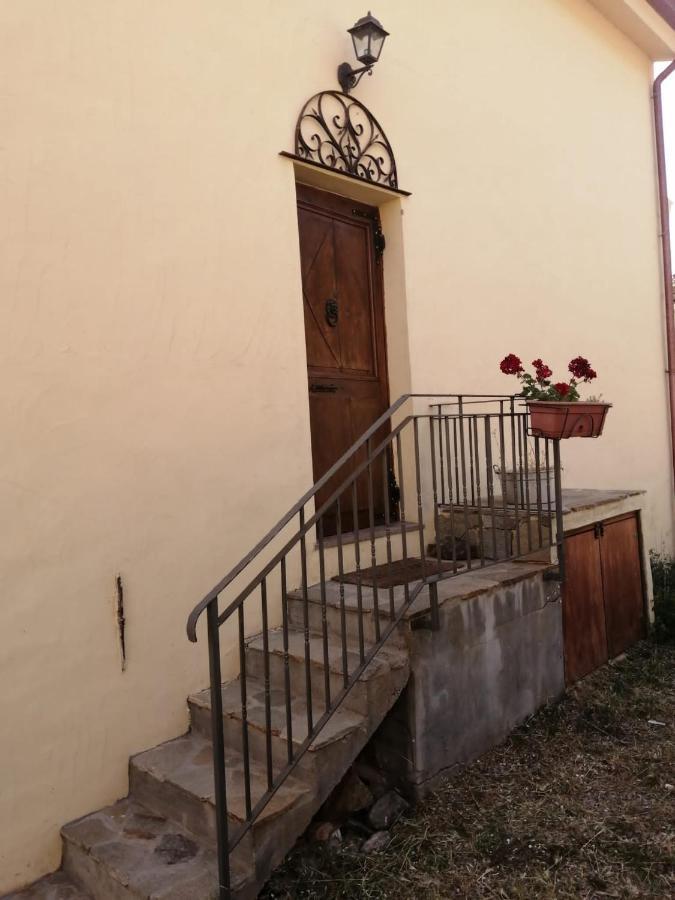 FERULA romantica mansarda tra fiumi e montagne Sardegna Villa Seùlo Esterno foto